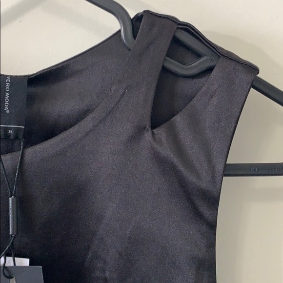 New Vero Moda Sequins Dress - Picture 4 of 7